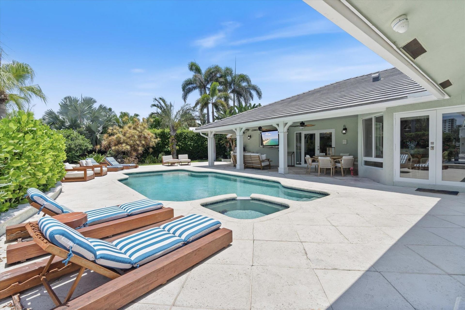 830 NE Boca Bay Colony Drive, Boca Raton, FL 33487 Photo