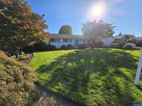 1104 29th Av SW, Albany, OR 97321