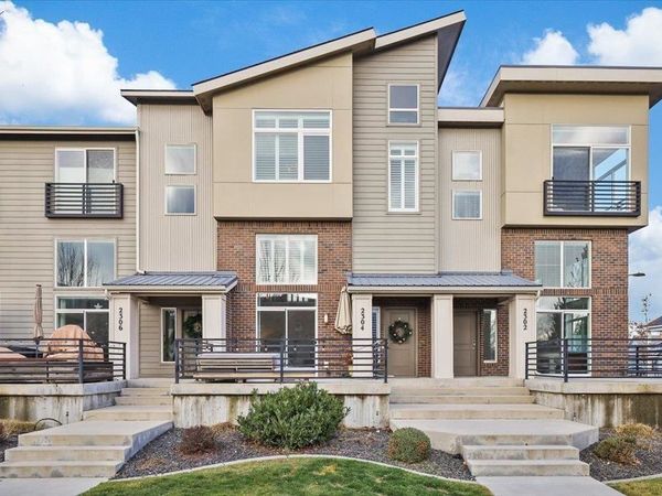 2304 W Summit Pkwy, Spokane, WA 99201