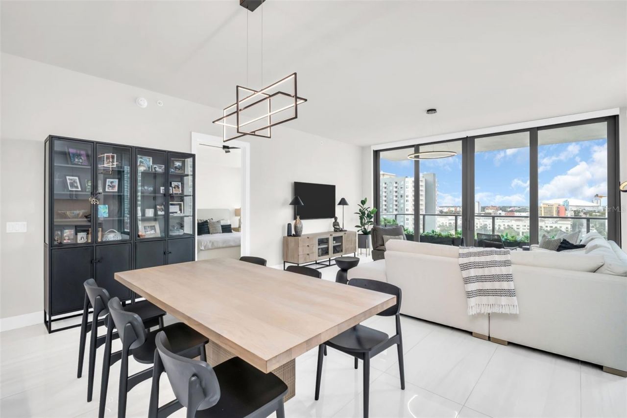 301 1st Street S, Unit 1205, Saint Petersburg, FL 33701 Photo