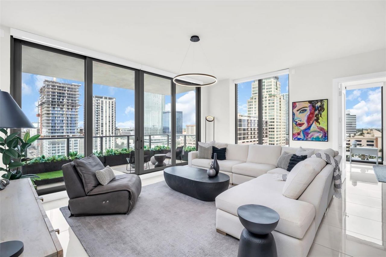 301 1st Street S, Unit 1205, Saint Petersburg, FL 33701 Photo