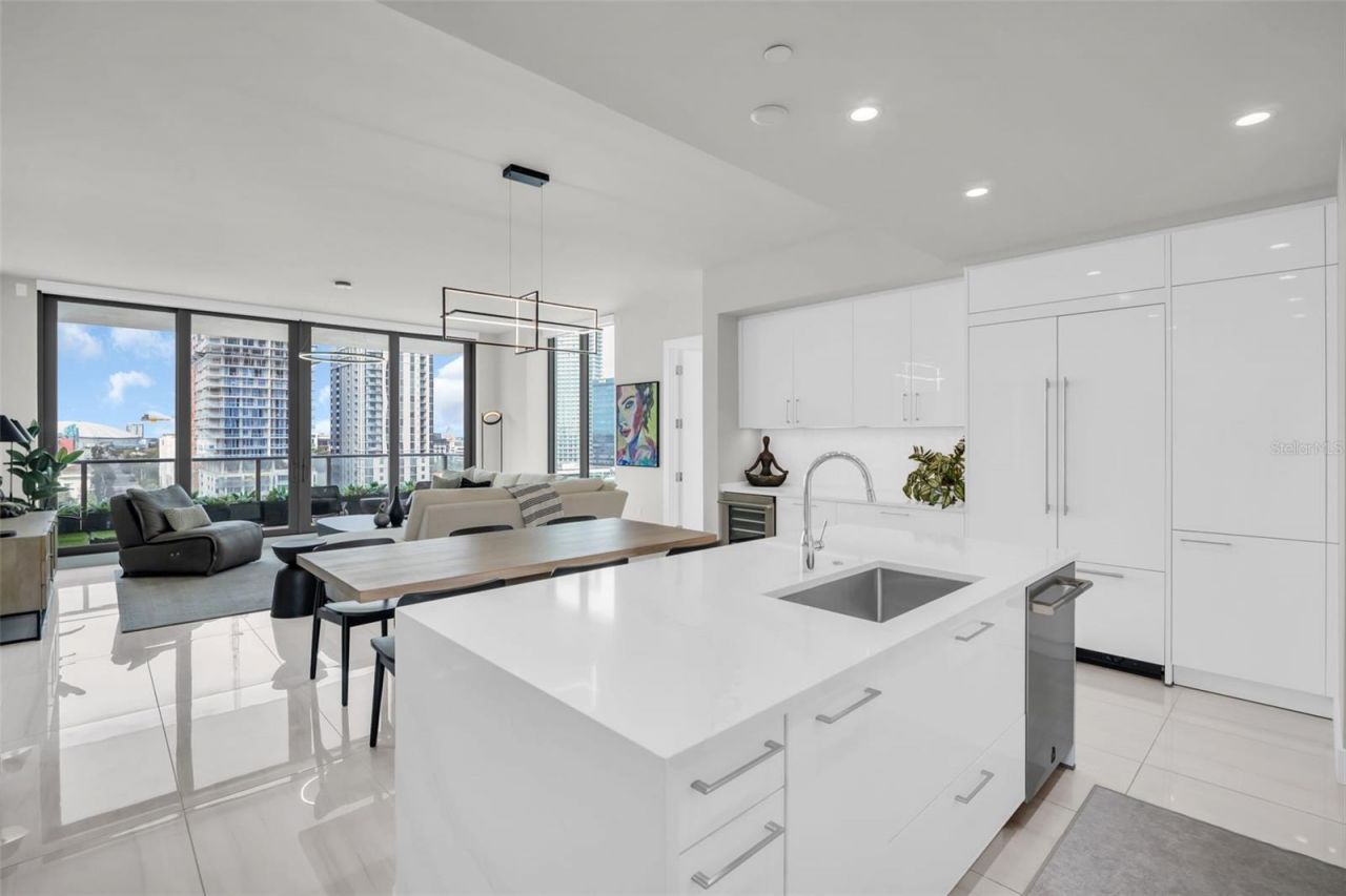 301 1st Street S, Unit 1205, Saint Petersburg, FL 33701 Photo