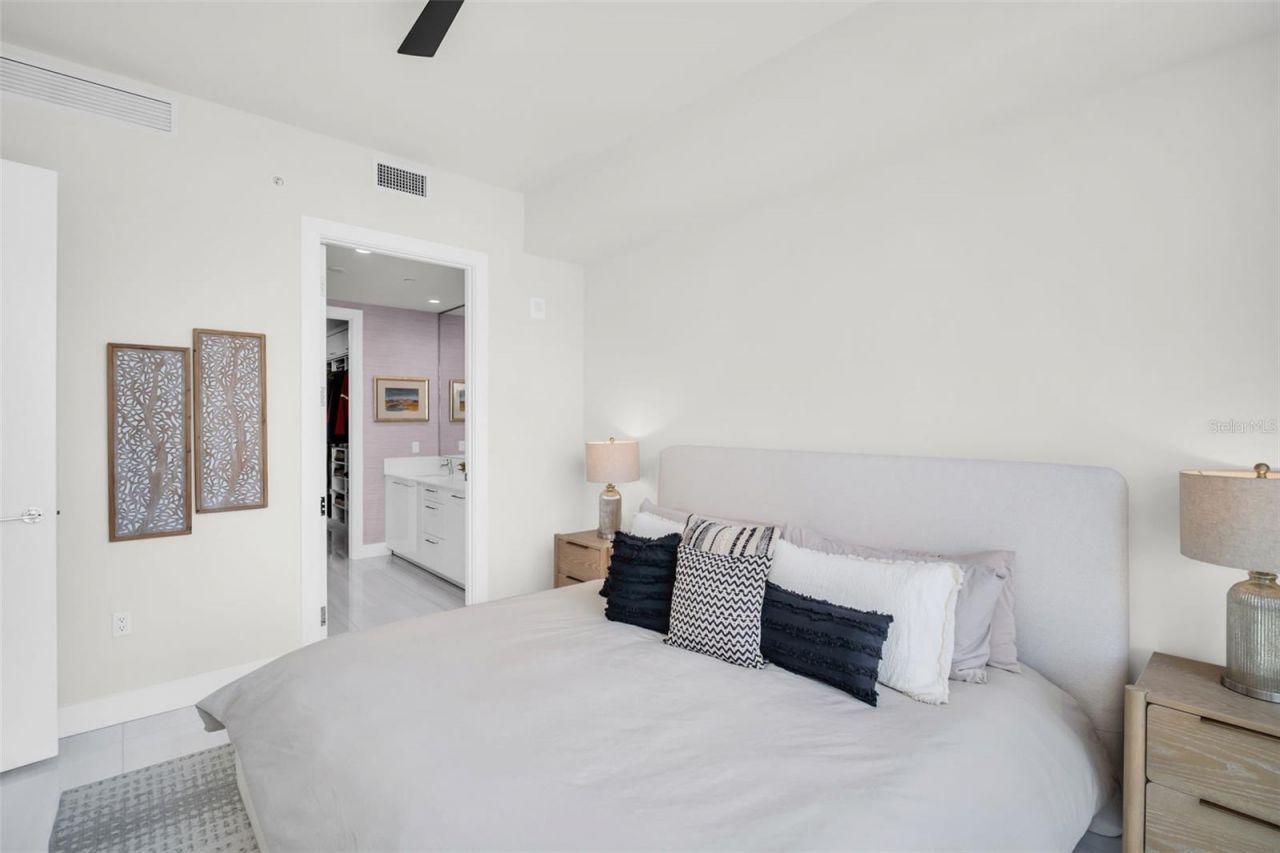 301 1st Street S, Unit 1205, Saint Petersburg, FL 33701 Photo