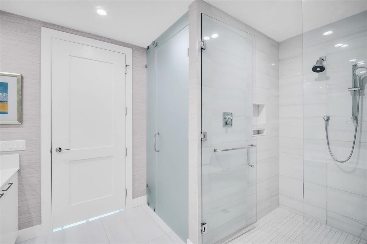 301 1st Street S, Unit 1205, Saint Petersburg, FL 33701 Photo