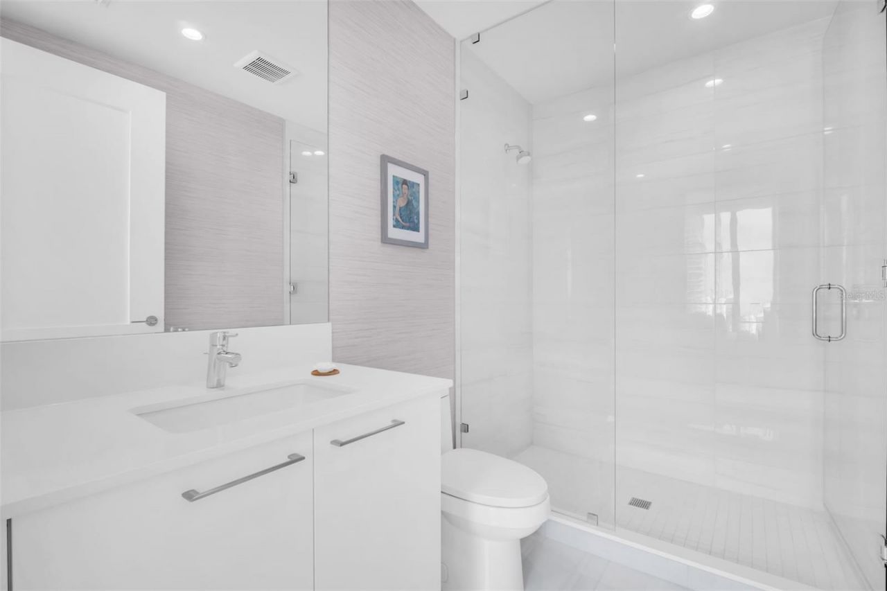 301 1st Street S, Unit 1205, Saint Petersburg, FL 33701 Photo