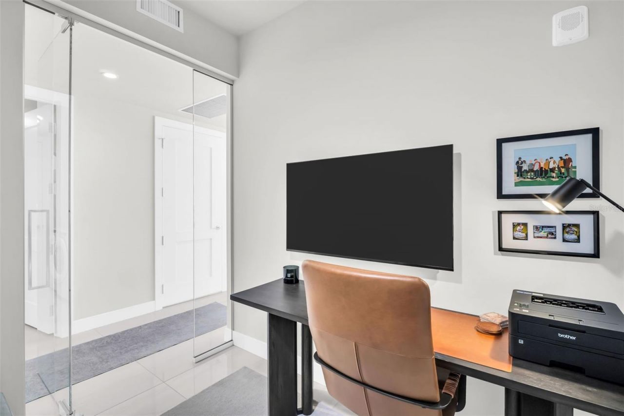 301 1st Street S, Unit 1205, Saint Petersburg, FL 33701 Photo