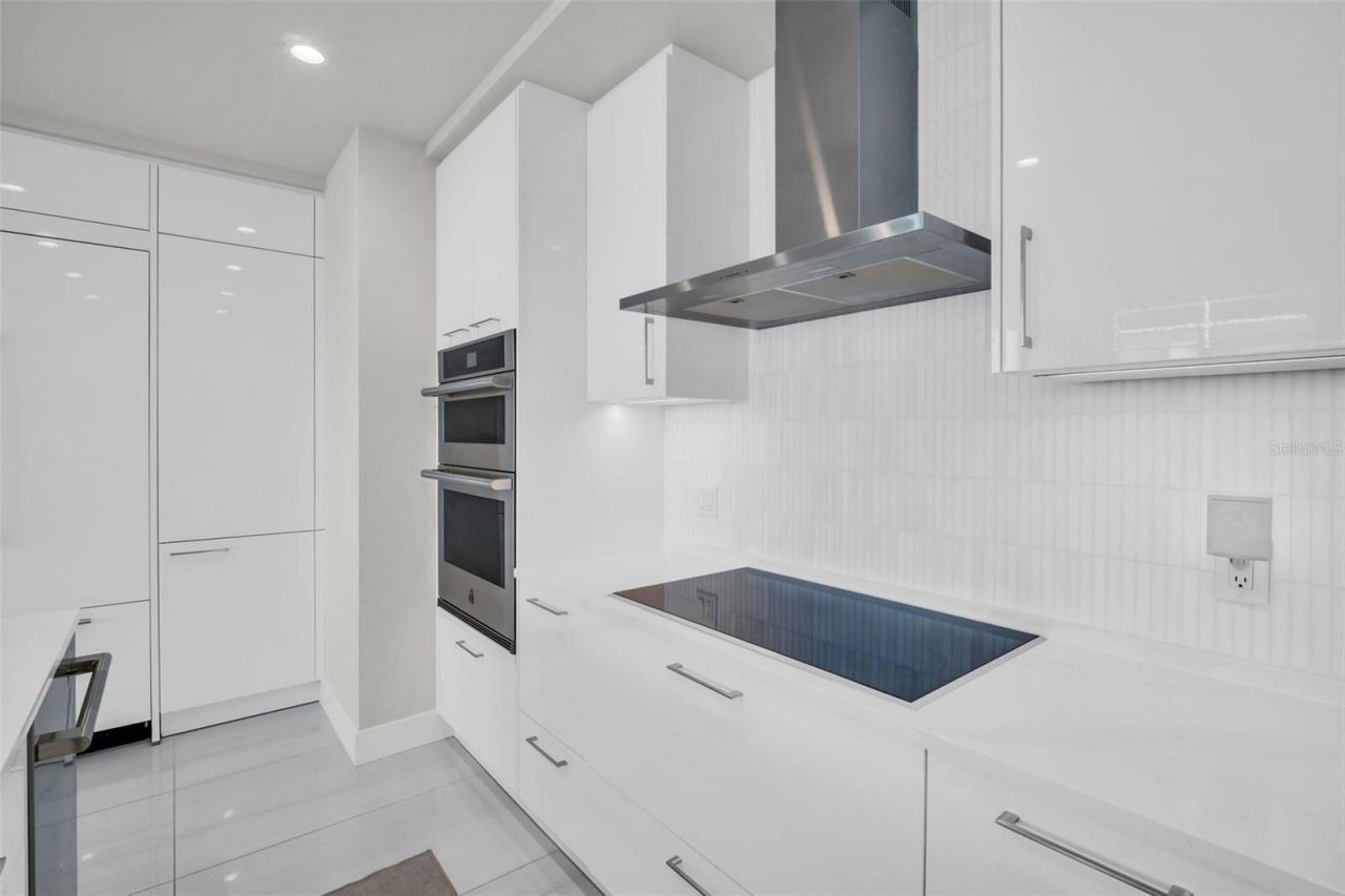 301 1st Street S, Unit 1205, Saint Petersburg, FL 33701 Photo