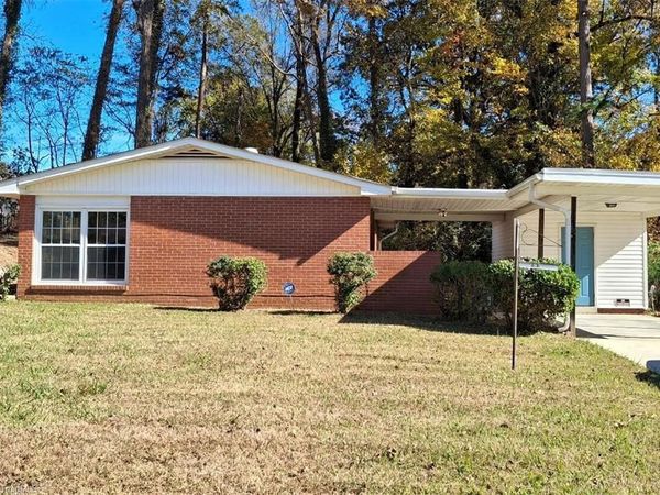 1517 Lincoln Street , Greensboro, NC 27401