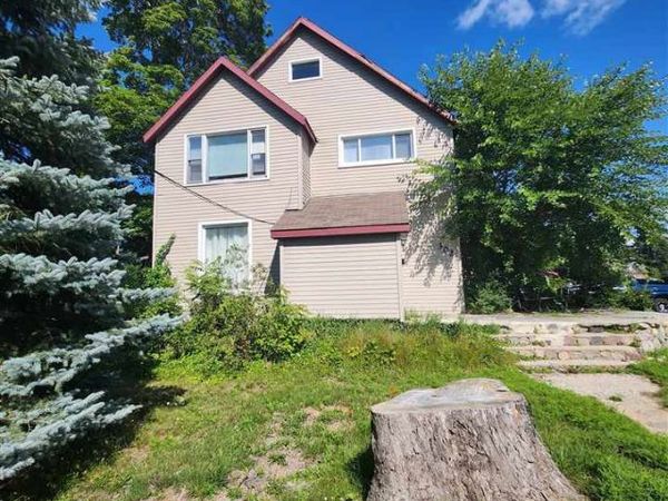 302 N Center Avenue, Unit 2, Gaylord, MI 49735