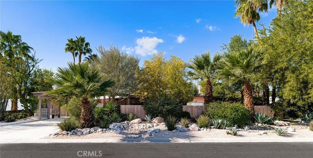 683 S Bedford, Palm Springs, CA 92264 Main Photo