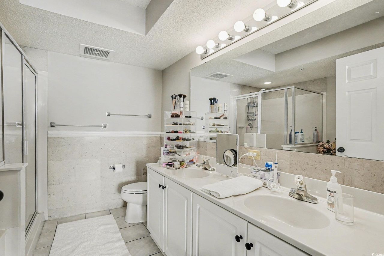 102 North Ocean Blvd. Photo 15