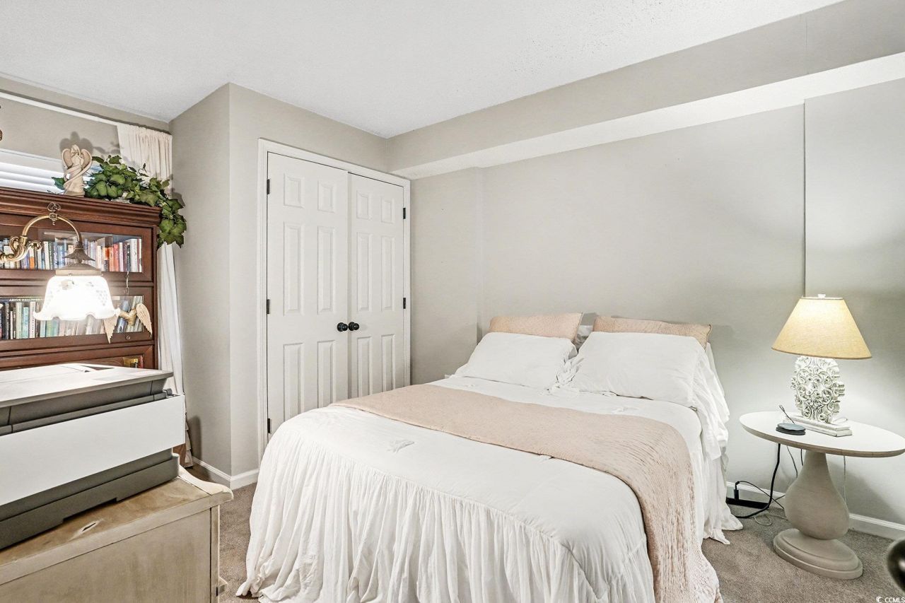 102 North Ocean Blvd. Photo 18