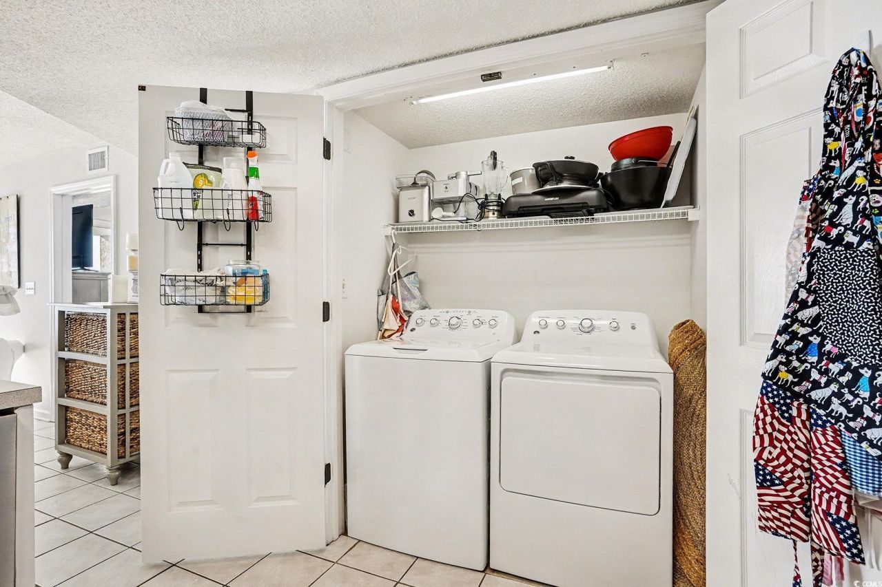 102 North Ocean Blvd. Photo 23