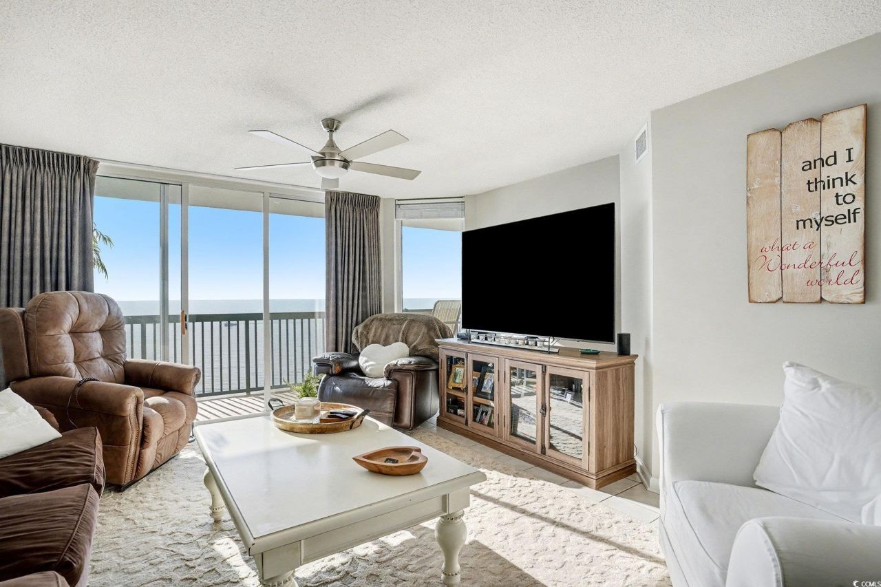 102 North Ocean Blvd. Photo 6