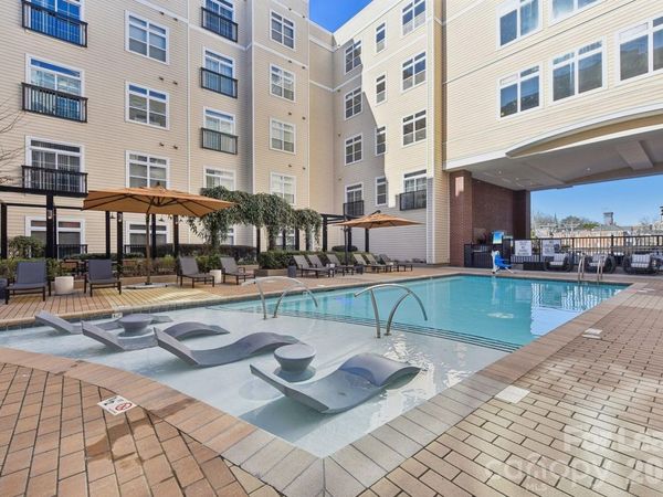 905 Kenilworth Avenue, Unit A4H, Charlotte, NC 28204