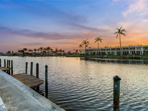 4260 SE 20th PL, Unit 402, CAPE CORAL, FL 33904