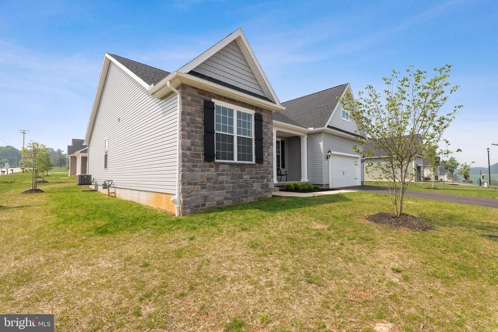 12 Antietam Run, Unit 78, Hanover, PA 17331 Main Photo