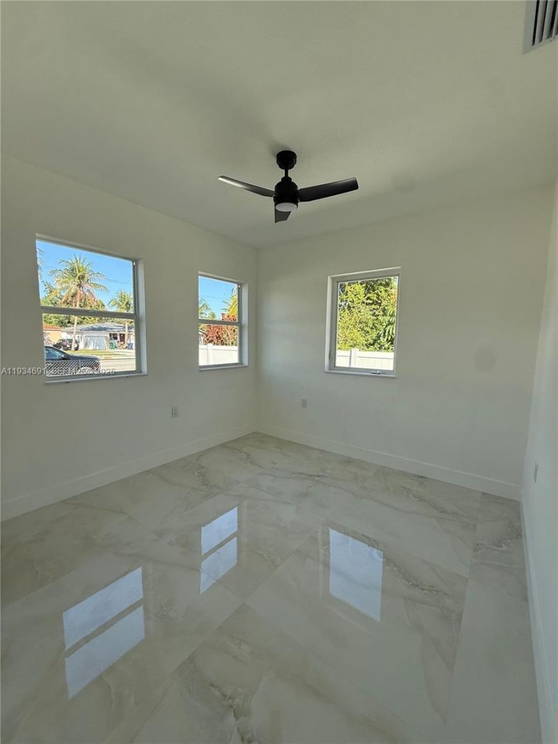 260 NW 119th St, Miami, FL 33168 Photo