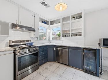 2129 Cardinal Lane, Fort Worth, TX 76111