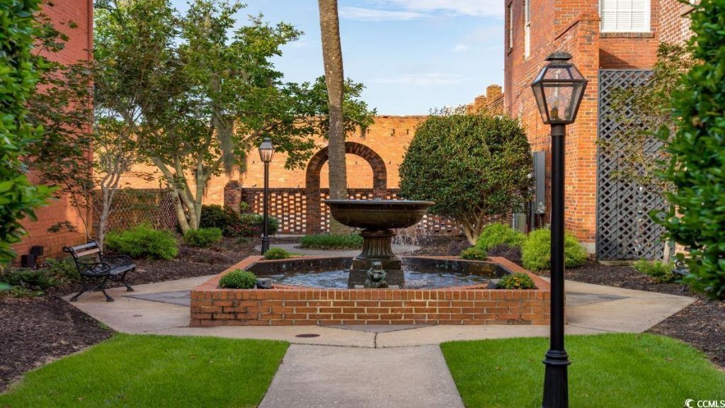 1033 Ridgeford Dr. Photo 37