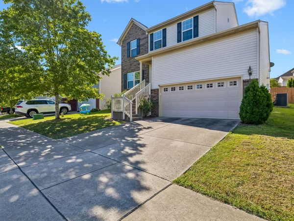 1429 Scarcroft Ln, Nashville, TN 37221