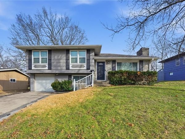 9701 Belmont Avenue, Kansas City, MO 64134