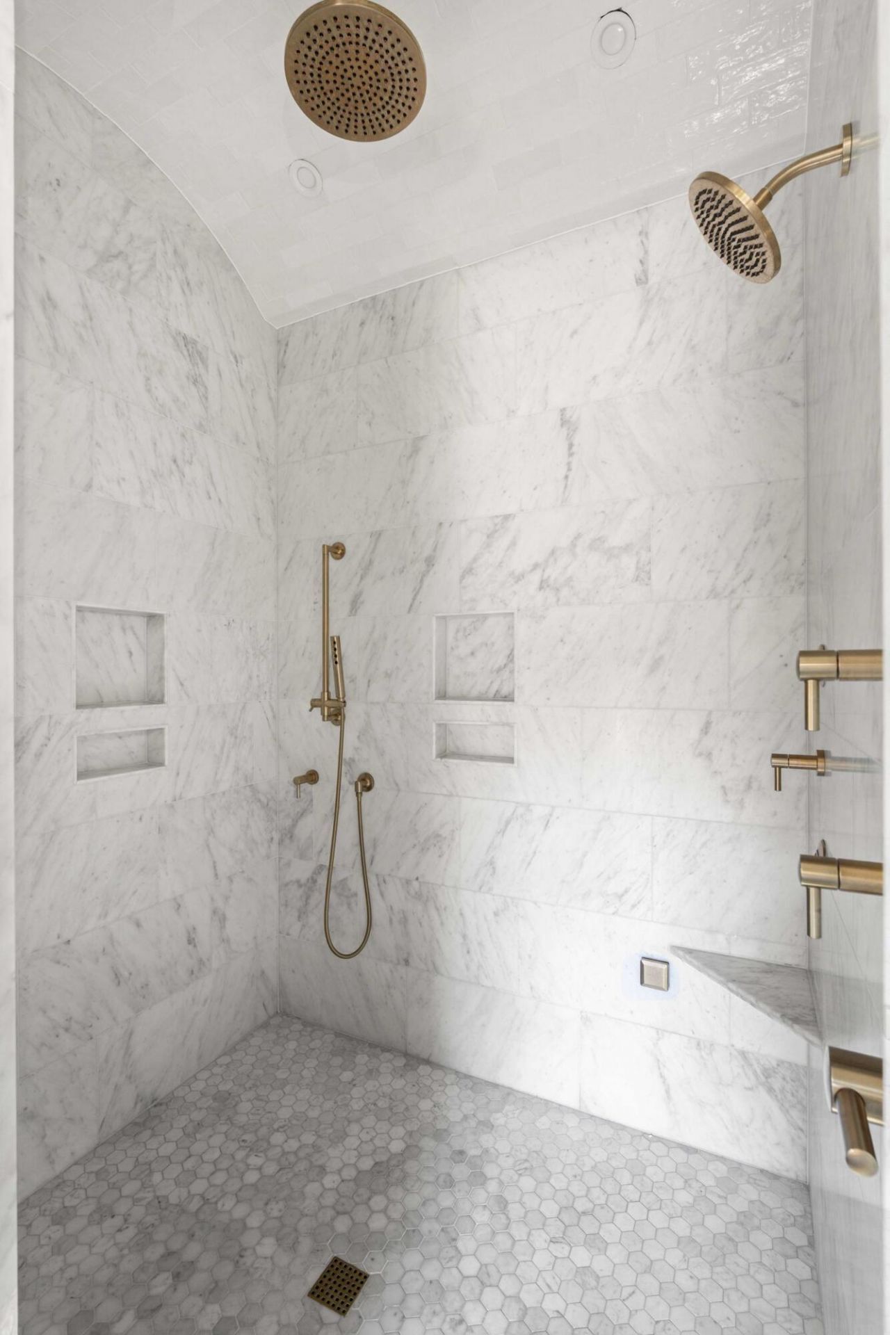 2808 Brooks Street Photo 42