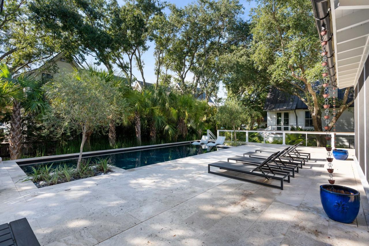 2808 Brooks Street Photo 77