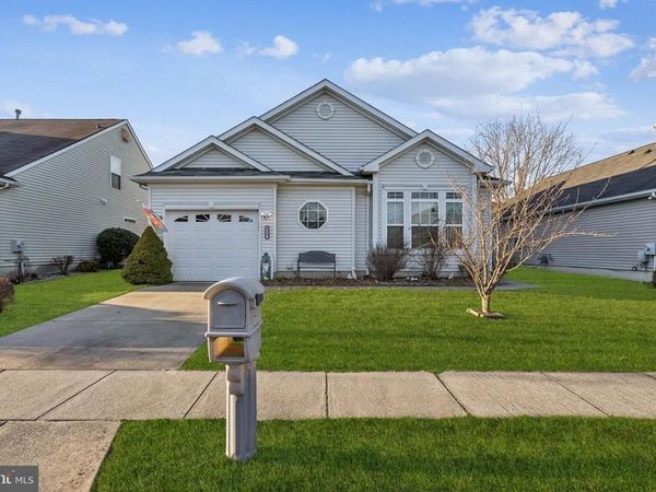 515 SAINT KITTS DRIVE, WILLIAMSTOWN, NJ 08094