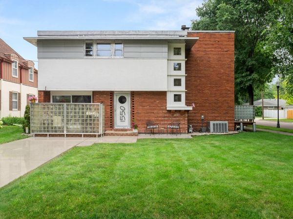 1550 8th Street S, Fargo, ND 58103