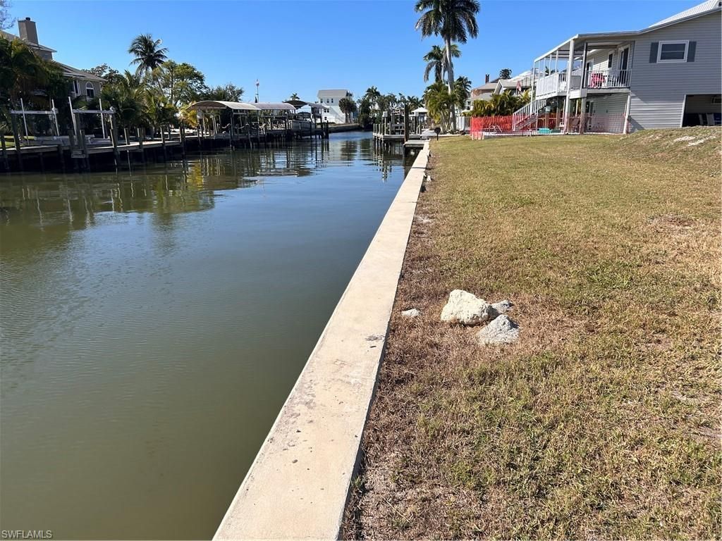 14 Pepita St, Fort Myers Beach, FL 33931 Photo