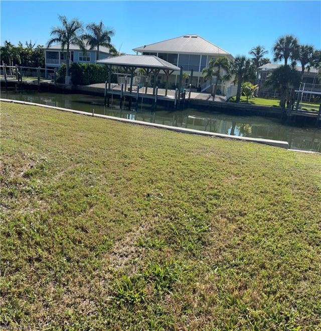 14 Pepita St, Fort Myers Beach, FL 33931 Photo