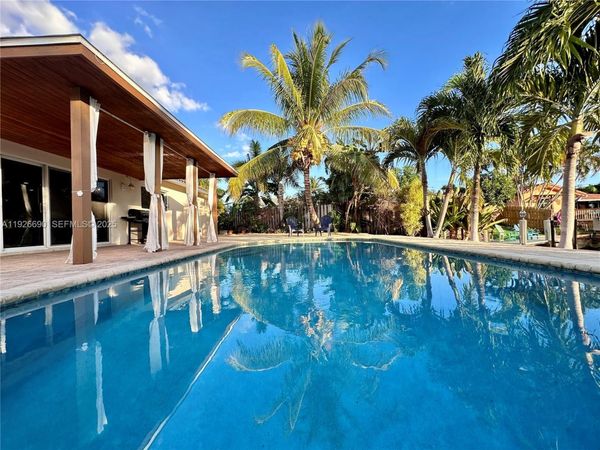 1478 NE 57th St, Fort Lauderdale, FL 33334