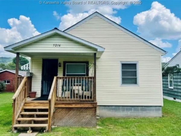5216 Lancaster Avenue, Charleston, WV 25304