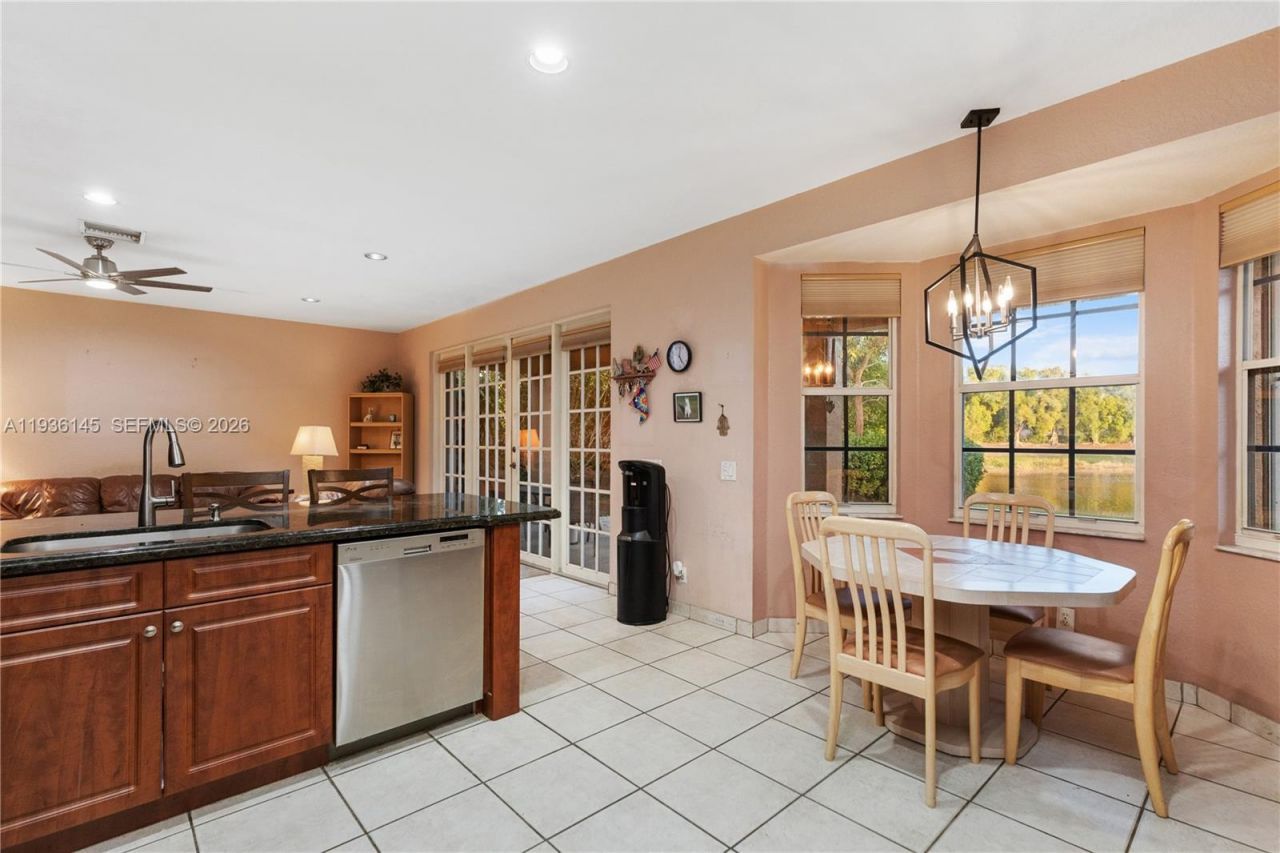 1140 Cedar Falls Dr, Weston, FL 33327 Photo