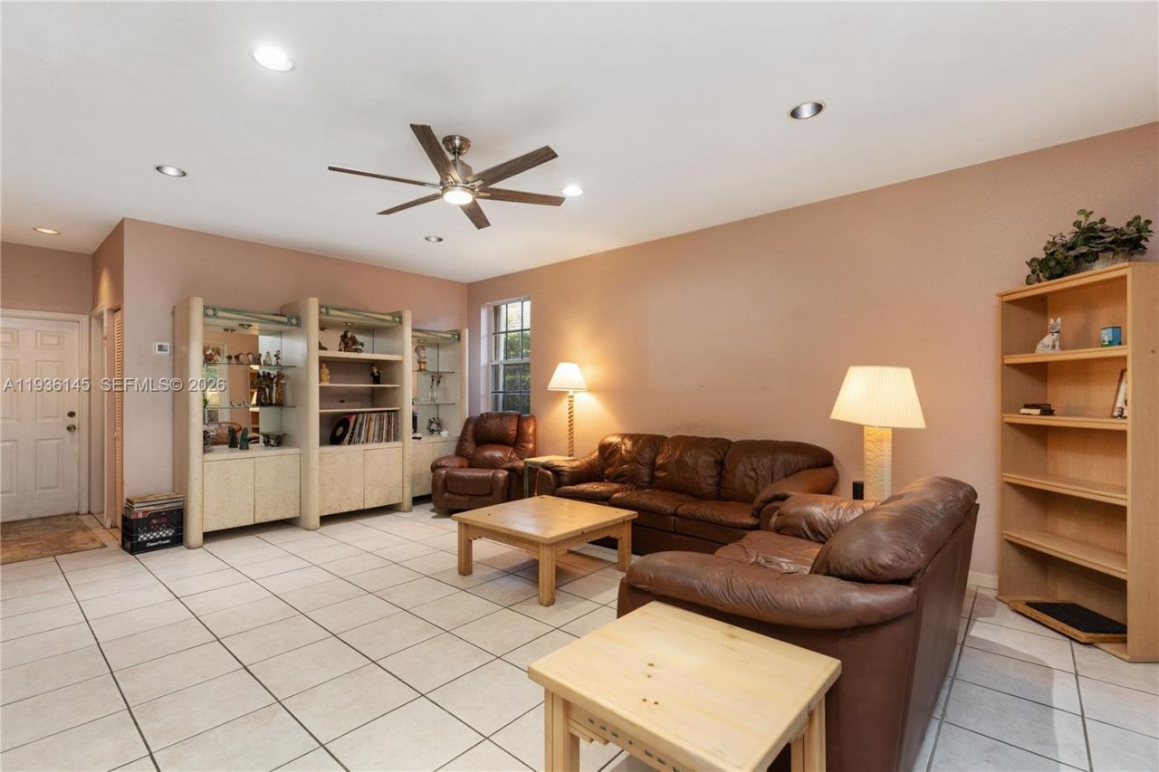 1140 Cedar Falls Dr, Weston, FL 33327 Photo