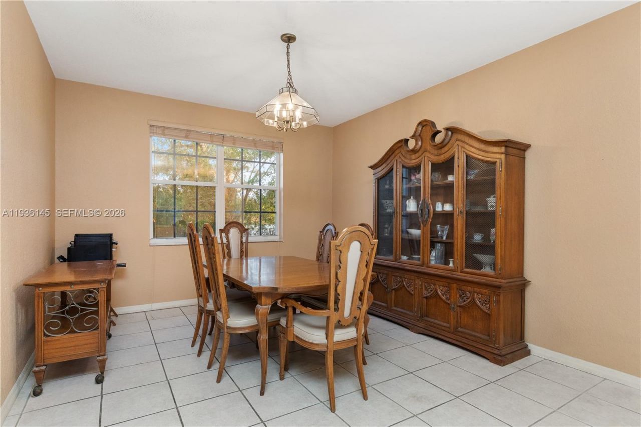 1140 Cedar Falls Dr, Weston, FL 33327 Photo