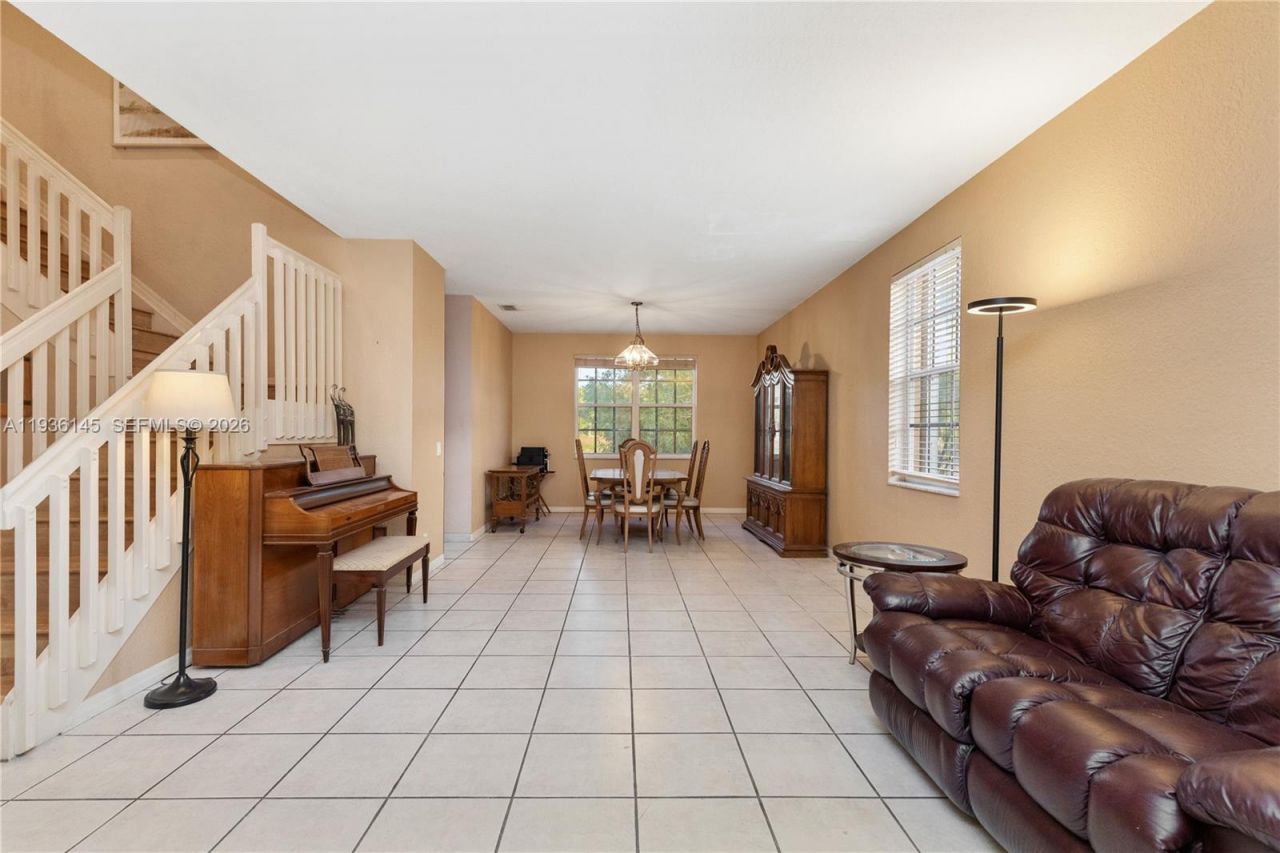 1140 Cedar Falls Dr, Weston, FL 33327 Photo