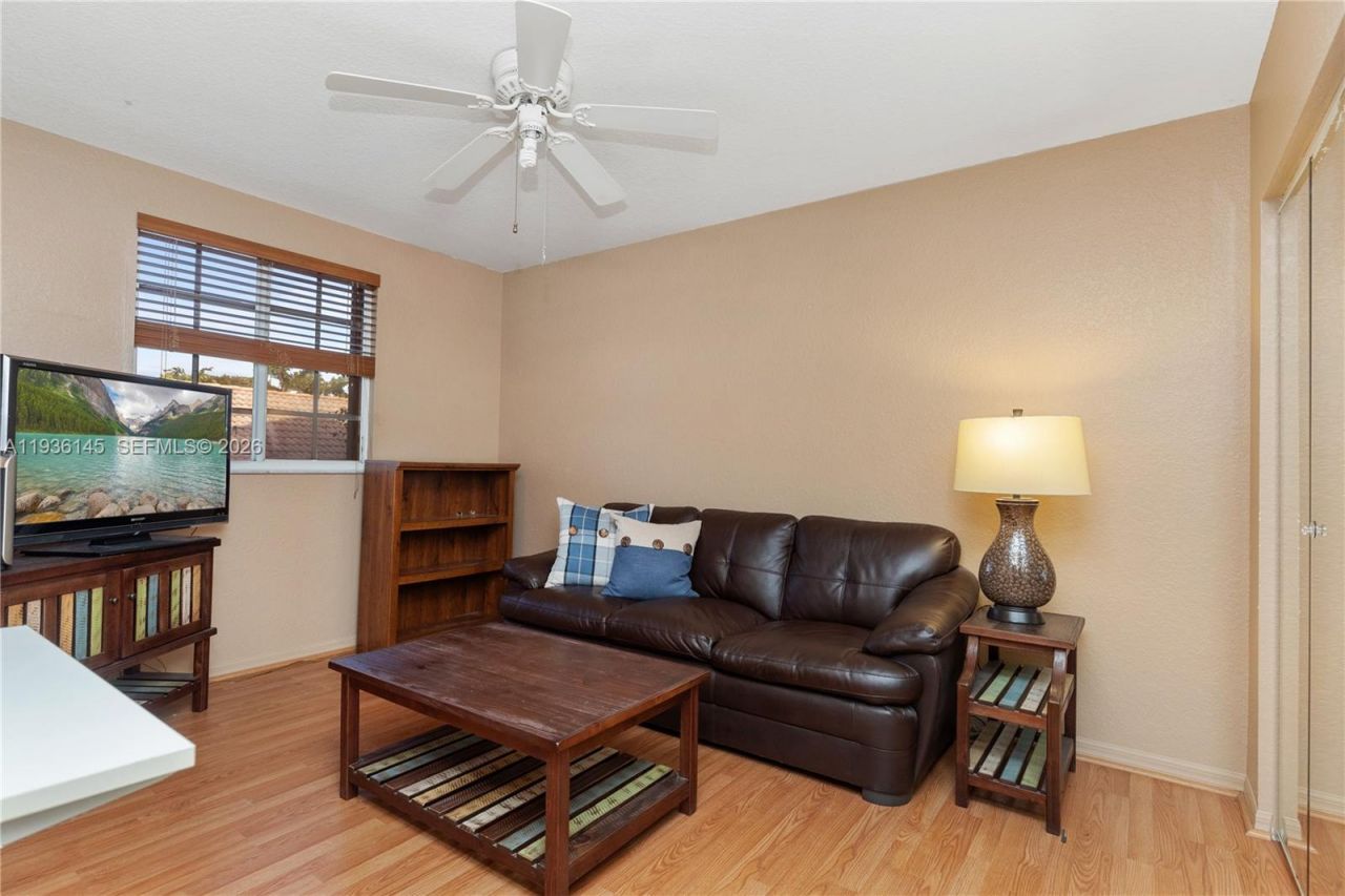 1140 Cedar Falls Dr, Weston, FL 33327 Photo