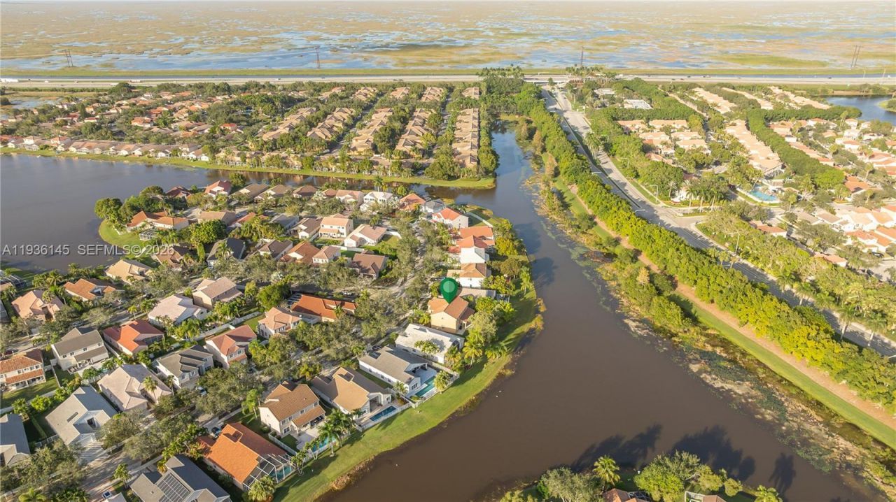 1140 Cedar Falls Dr, Weston, FL 33327 Photo