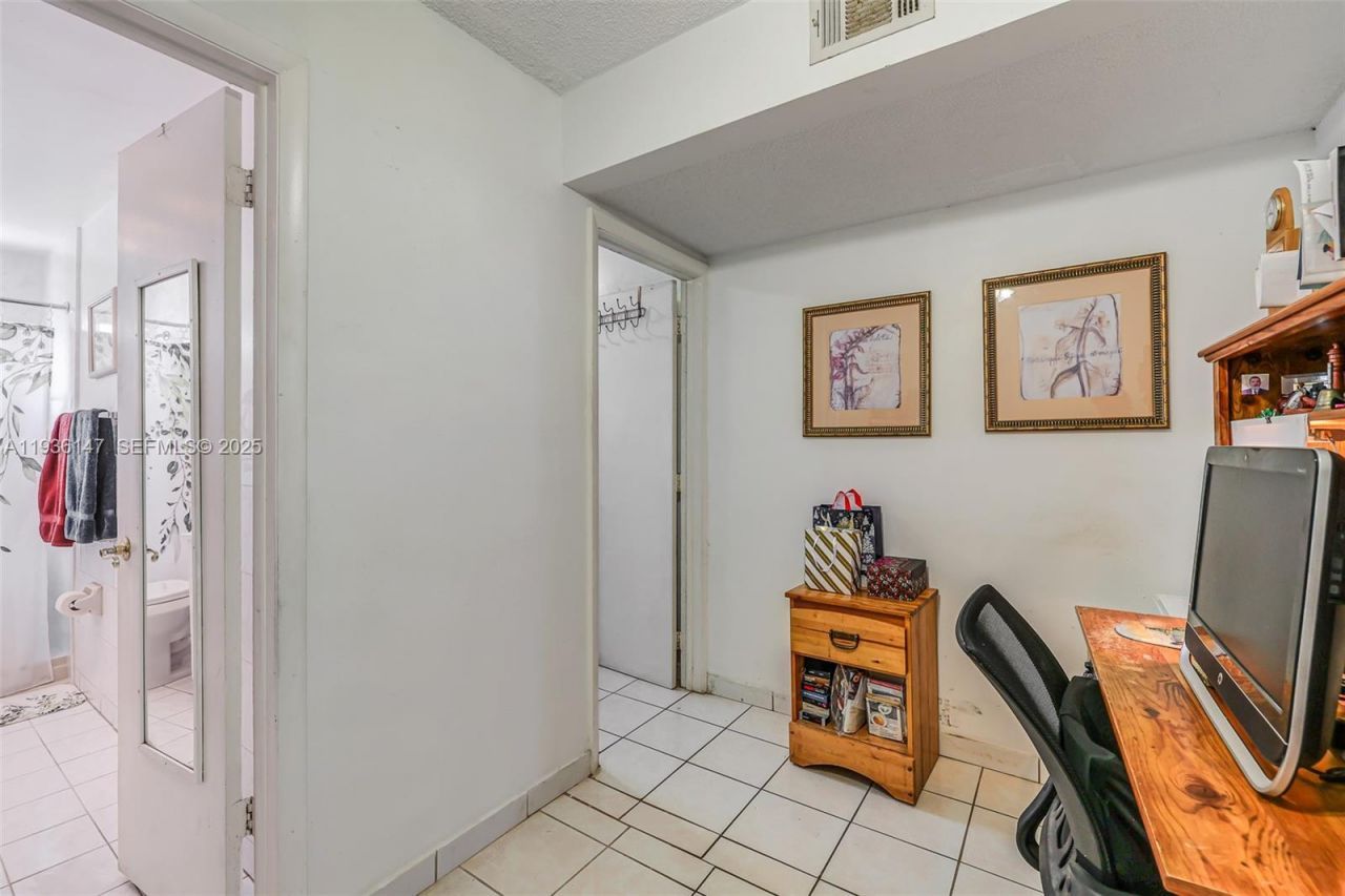 130 NW 87th Ave, Unit H216, Miami, FL 33172 Photo