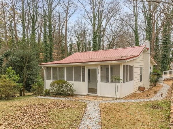 3297 College Street, College Park, GA 30337