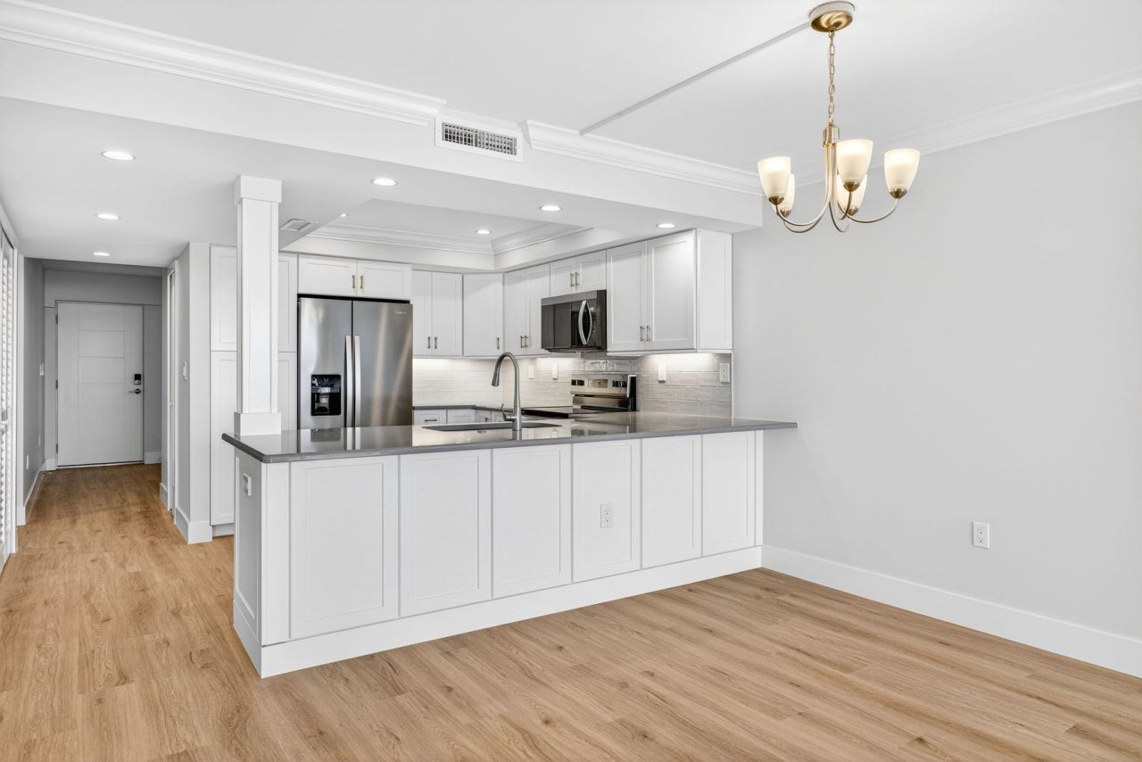 2311 W Gulf Dr, Unit 13, Sanibel, FL 33957 Photo