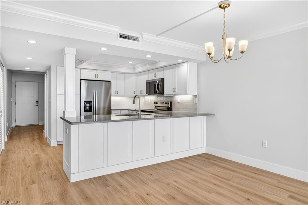 2311 W Gulf Dr, Unit 13, Sanibel, FL 33957 Photo