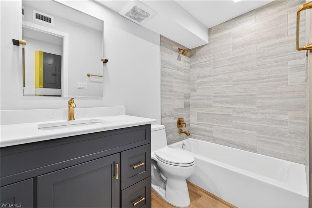 2311 W Gulf Dr, Unit 13, Sanibel, FL 33957 Photo