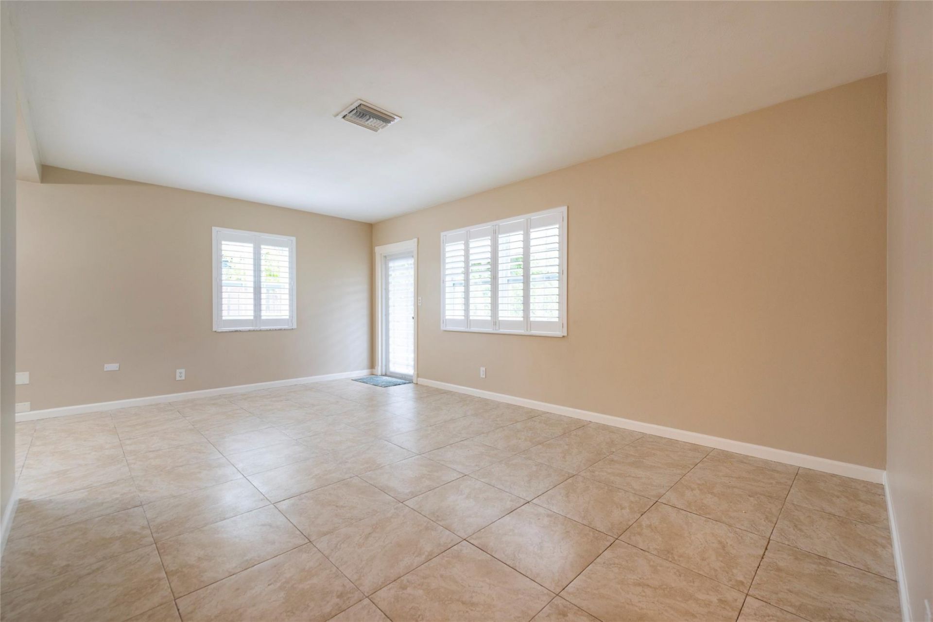 1225 NW 4th Avenue, Fort Lauderdale, FL 33311 Photo