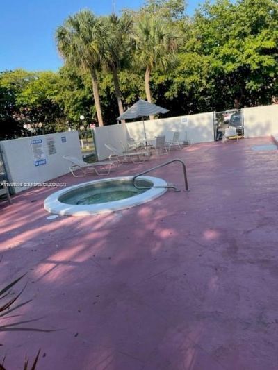 2701 Riverside Dr, Unit 202-B, Coral Springs, FL 33065 Photo