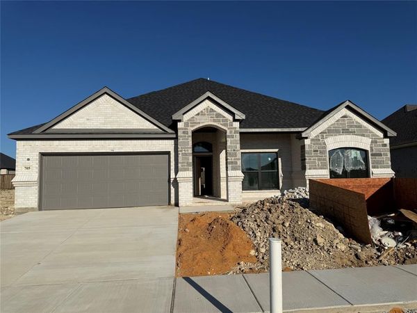 705 Broken Bow Lane, Cleburne, TX 76033