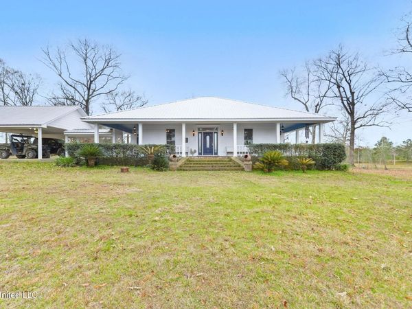 103 Harlan Davis Road, Lumberton, MS 39455
