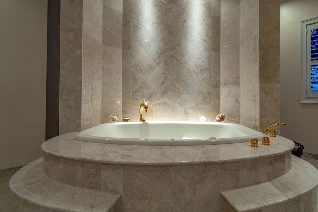 2356 NE 26th St, Lighthouse Point, FL 33064 Photo